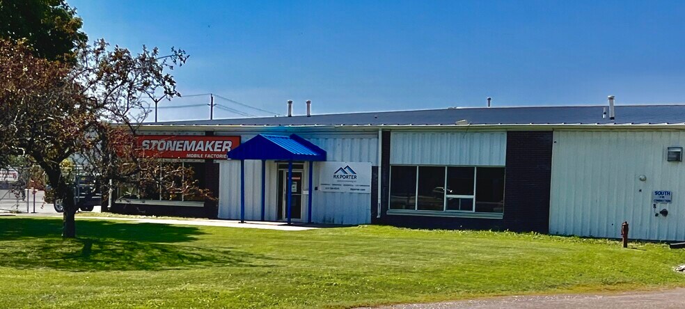 More Photos Of 2021 Rogers Rd, Perth Warehouse For Sale