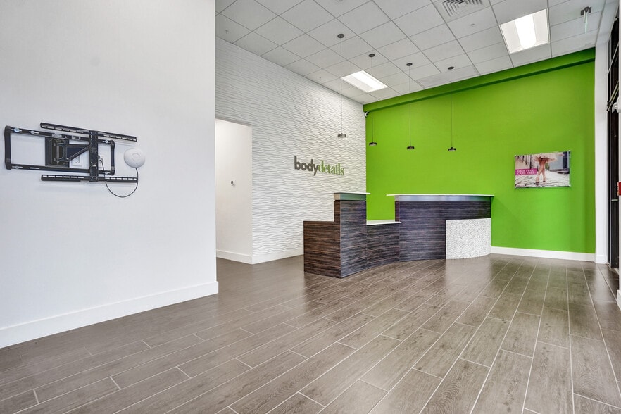 More Photos Of 301 Altara Ave, Coral Gables Apartments For Sale