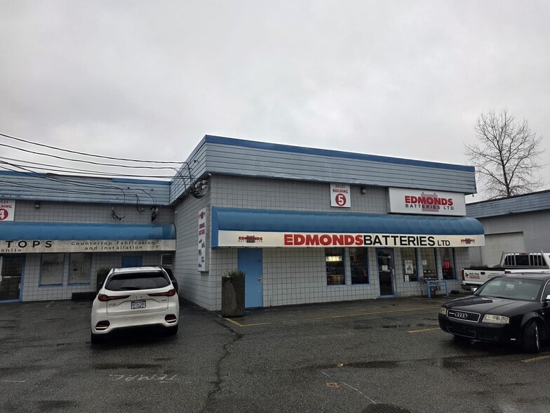 More Photos Of 20131-20133 Industrial Ave, Langley Warehouse For Lease