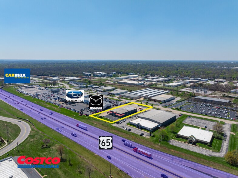 More Photos Of 350 S Ingram Mill Rd, Springfield Showroom For Lease