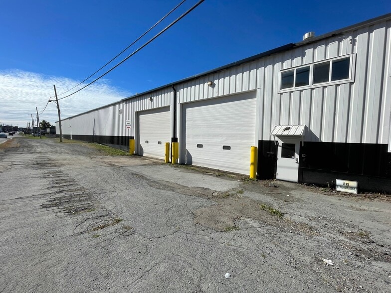 More Photos Of 513-539 E Hiawatha Blvd, Syracuse Warehouse For Sale