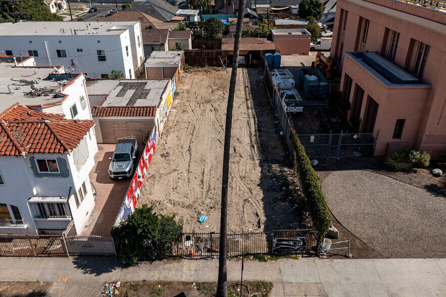 More Photos Of 5710 S Figueroa St, Los Angeles Land For Sale