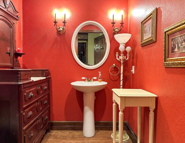 More Photos Of 101 Runnels St, De Kalb Lodge Meeting Hall For Sale
