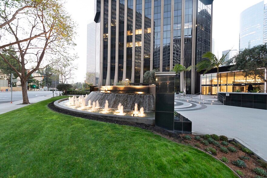 More Photos Of 1875 Century Park E, Los Angeles Office For Lease