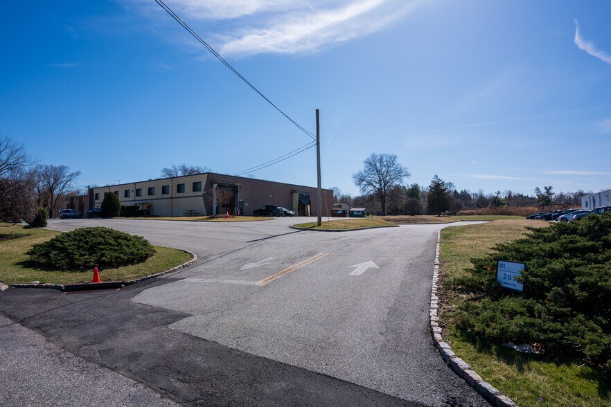 More Photos Of 267 Fairfield Ave, West Caldwell Warehouse For Sale