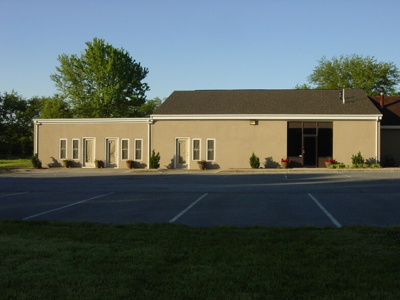 Primary Photo Of 9842 Main St, Berlin Office Residential For Lease