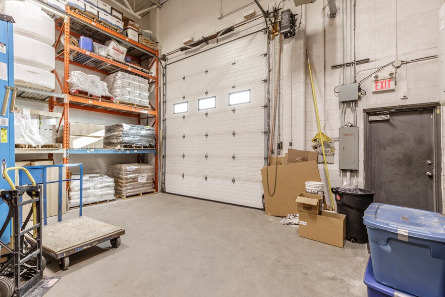 More Photos Of 4116 64 Av SE, Calgary Industrial For Sale