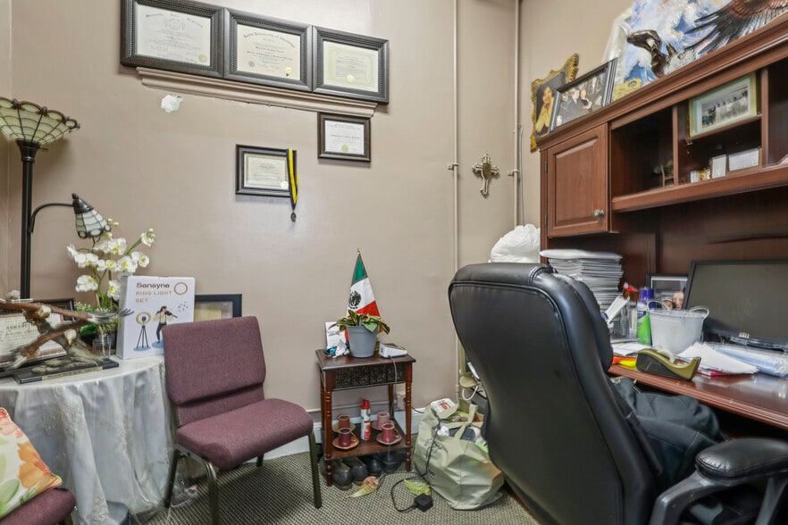 More Photos Of 7202 Myrtle Ave, Glendale Lodge Meeting Hall For Sale