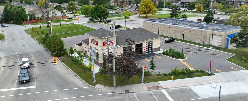 More Photos Of 8025 Tecumseh Rd E, Windsor General Retail For Lease