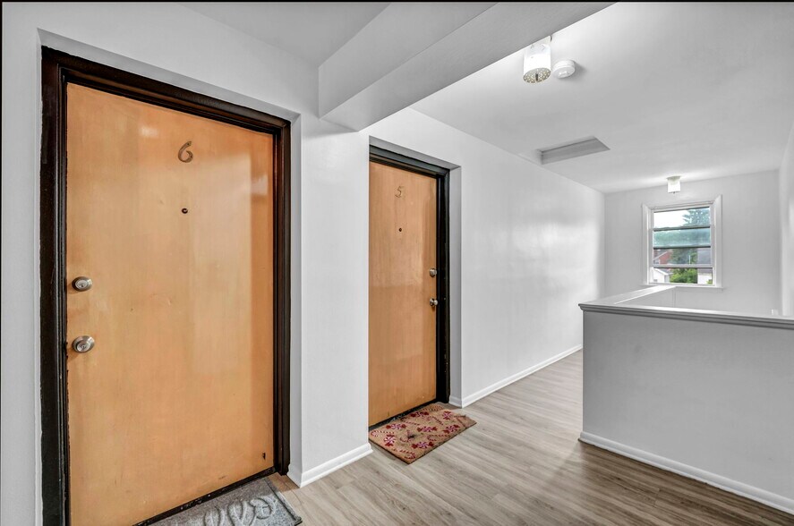 More Photos Of 885 S Green Rd, Cleveland Apartments For Sale