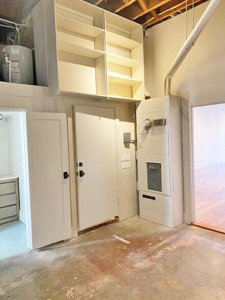 More Photos Of 12196-12200 Ventura Blvd, Studio City Storefront Retail Office For Lease