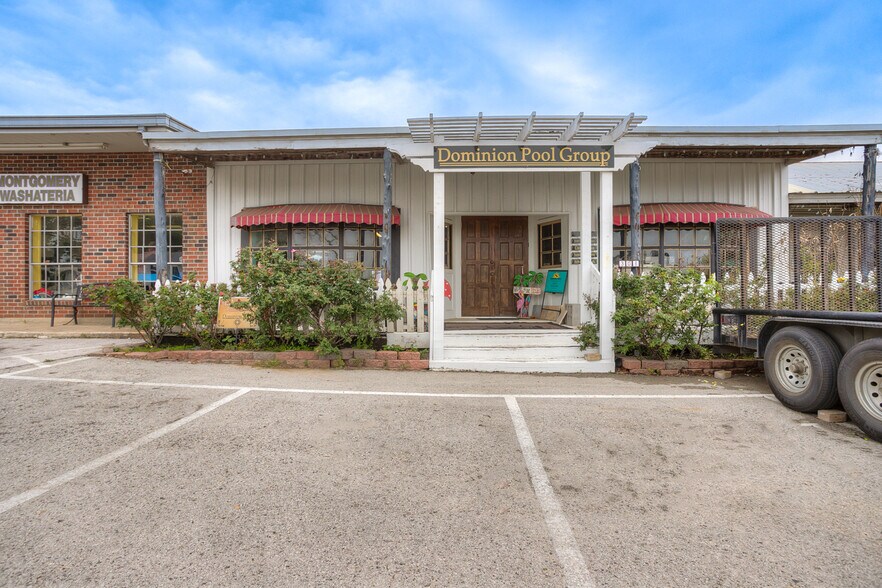 More Photos Of 308 John A Butler, Montgomery Freestanding For Sale