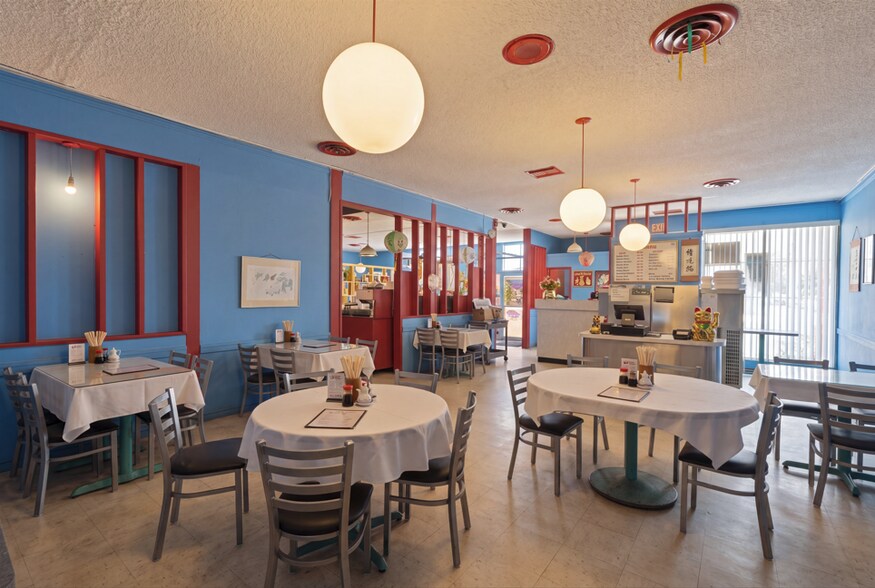 More Photos Of 3125 W Jefferson Blvd, Los Angeles Restaurant For Sale
