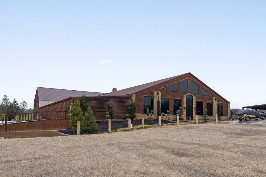 More Photos Of 4899 Leroy Pky, Elm Mott Lodge Meeting Hall For Sale