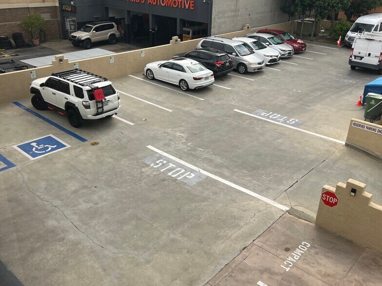 More Photos Of 2550 W Main St, Alhambra Medical For Lease