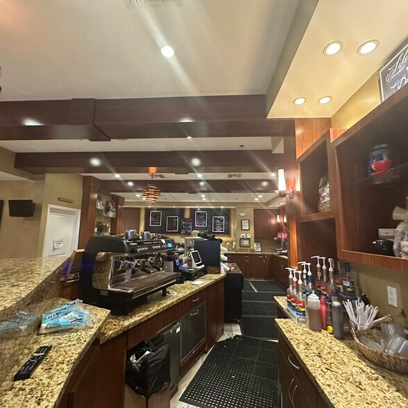 More Photos Of 3200 S Congress Ave, Boynton Beach Medical For Lease