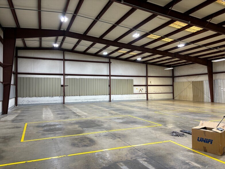 Primary Photo Of 2824 Anthony Rd, Burlington Manufacturing For Lease