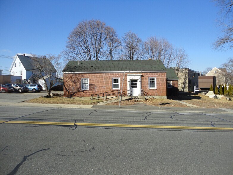 More Photos Of 10 Church St, Wilmington Office Residential For Sale