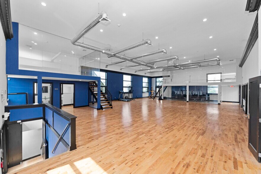 More Photos Of 368 E Moore St, Norristown General Retail For Sale