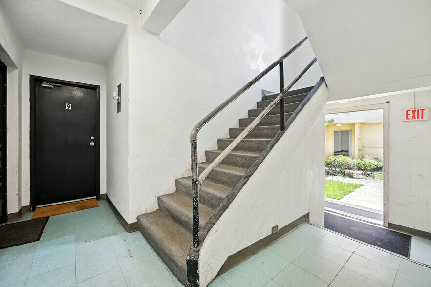 More Photos Of 820-910 2nd St St, Jacksonville Beach, Jacksonville Beach Apartments For Sale