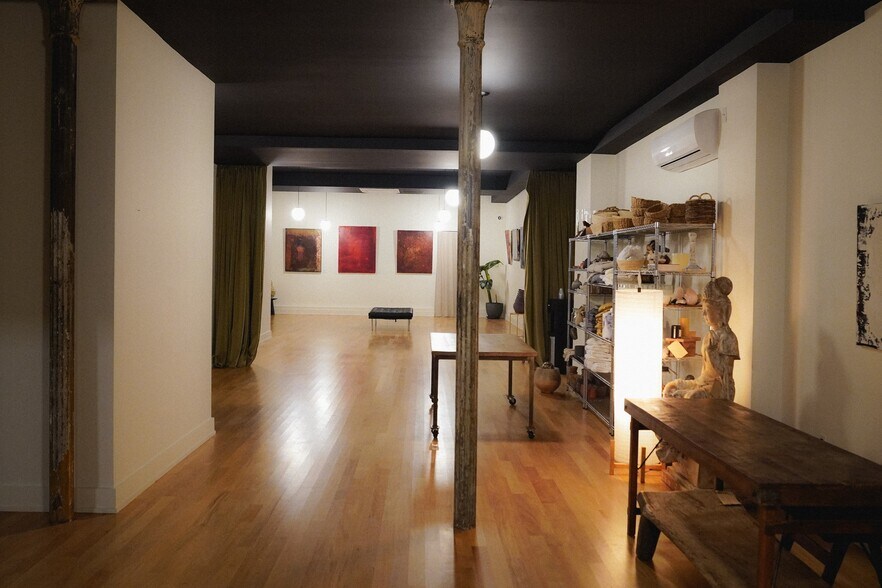 More Photos Of 2277 3rd Ave, New York Storefront Retail Residential For Lease