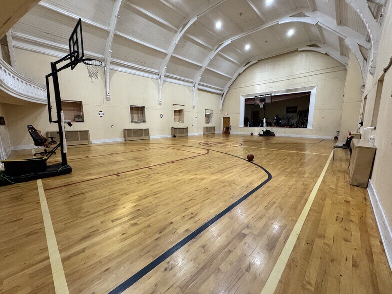 More Photos Of 37 E Blackwell St, Dover Religious Facility For Sale