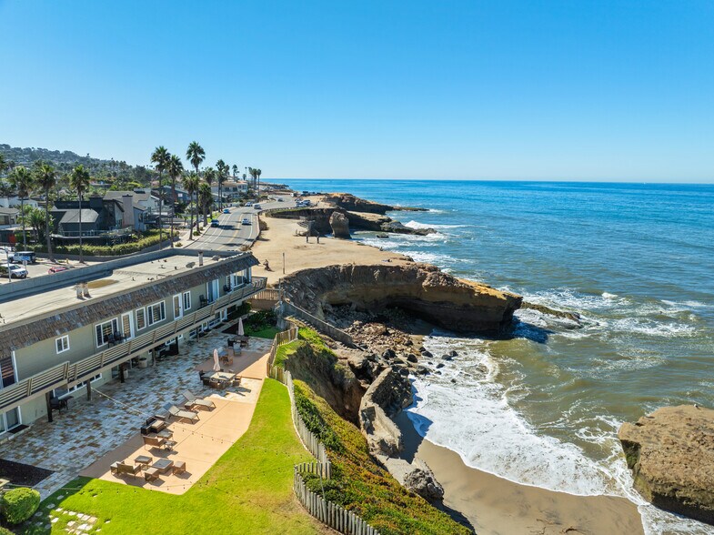 More Photos Of 1352-1364 Sunset Cliffs Blvd, San Diego Apartments For Sale