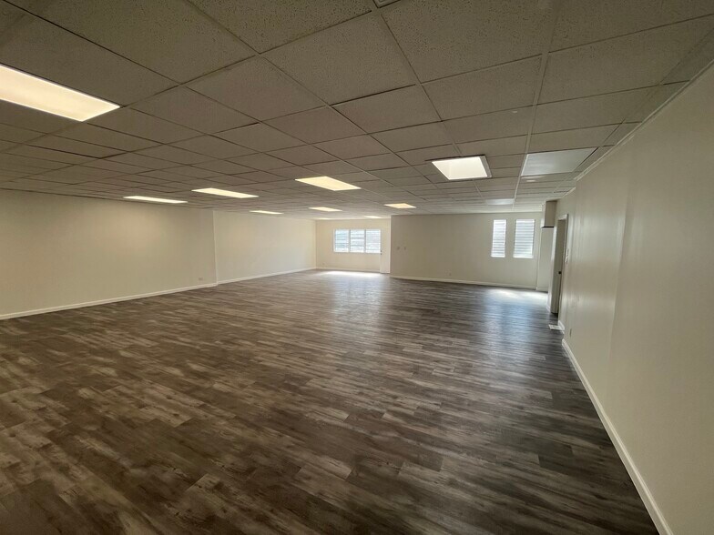 More Photos Of 1303 Rycroft St, Honolulu Restaurant For Sale