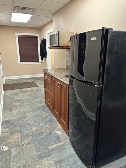 More Photos Of 175 Fairfield Ave, West Caldwell Medical For Lease