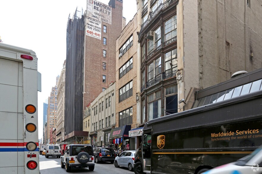 More Photos Of 32 W 28th St, New York Office For Lease