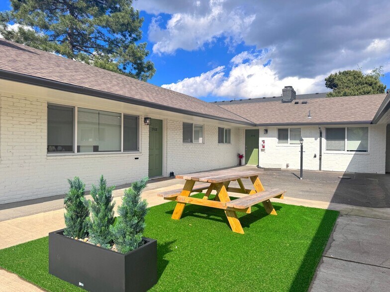More Photos Of 1904 SE 80th Ave, Portland Apartments For Sale