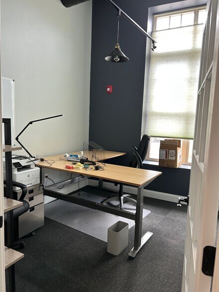 More Photos Of 79 Warren St, Glens Falls Apartments For Lease