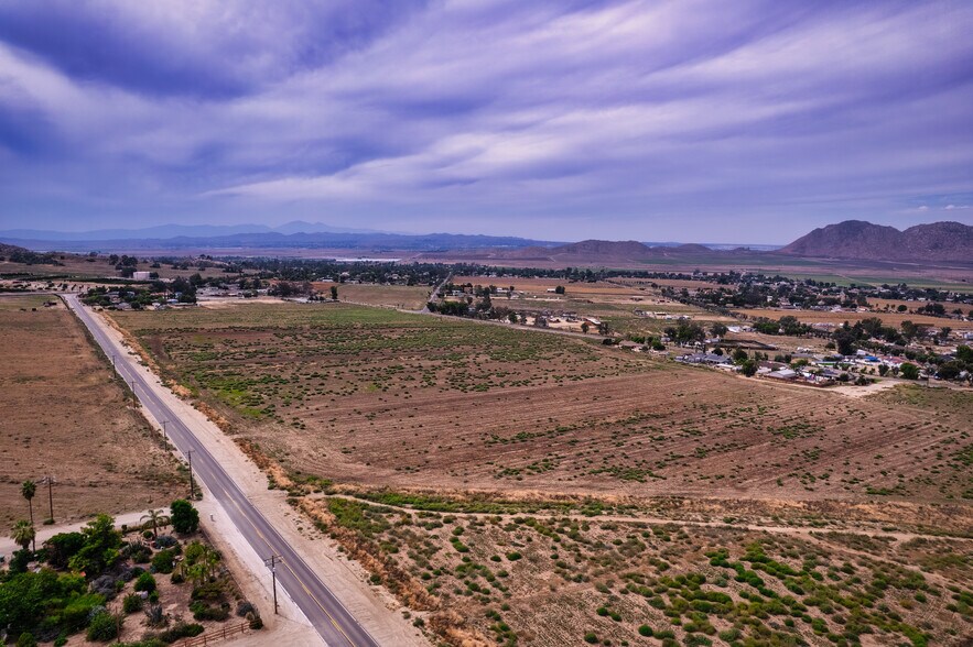 More Photos Of 0 Gibson Ave & Montgomery ave, Nuevo Land For Sale