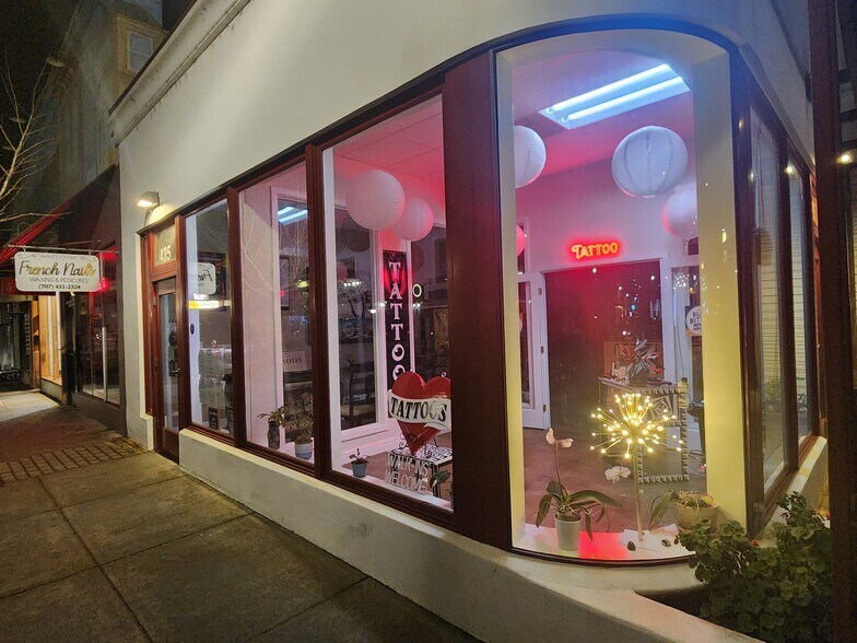 More Photos Of 439 Healdsburg Ave, Healdsburg Storefront For Sale