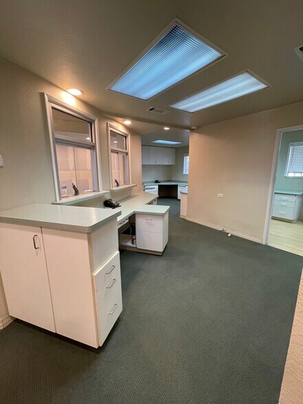 More Photos Of 2740 W Main St, Visalia Medical For Lease