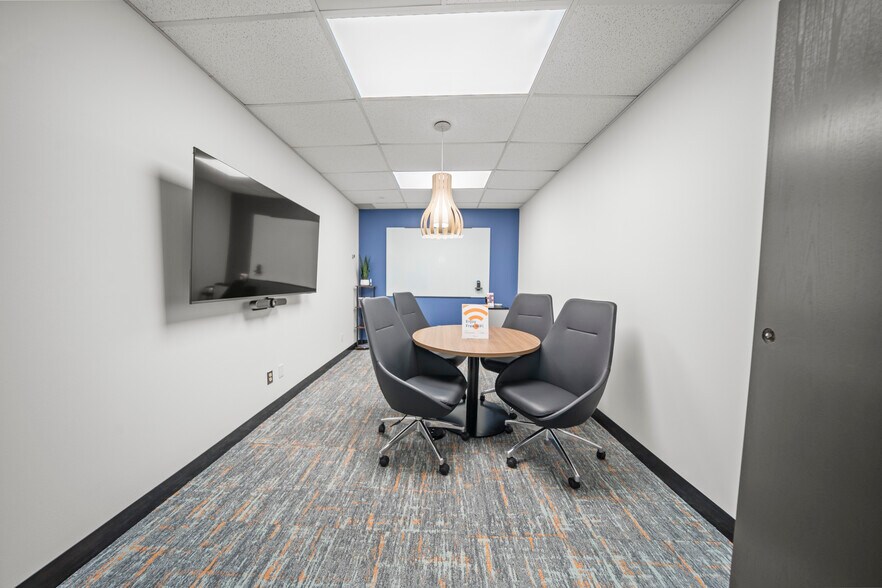 More Photos Of 4807 Rockside Rd, Independence Coworking Space