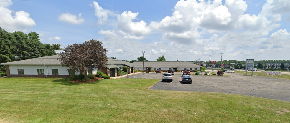 More Photos Of 1810 W Washington St, Greenville Office For Sale