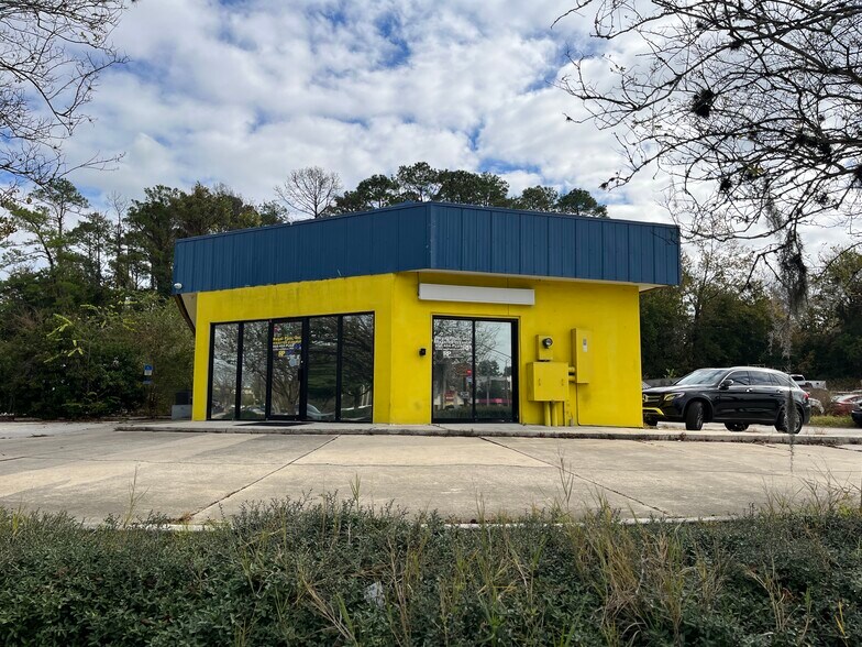 More Photos Of 569 Blanding Blvd, Orange Park Freestanding For Sale