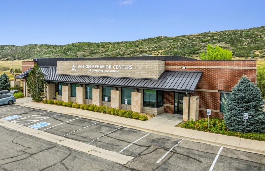 Primary Photo Of 7911 Shaffer Pky, Littleton Medical For Sale