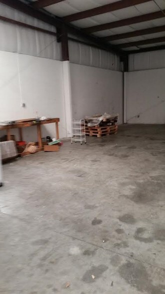 More Photos Of 1424 Hamlin Ave, Saint Cloud Unknown For Lease