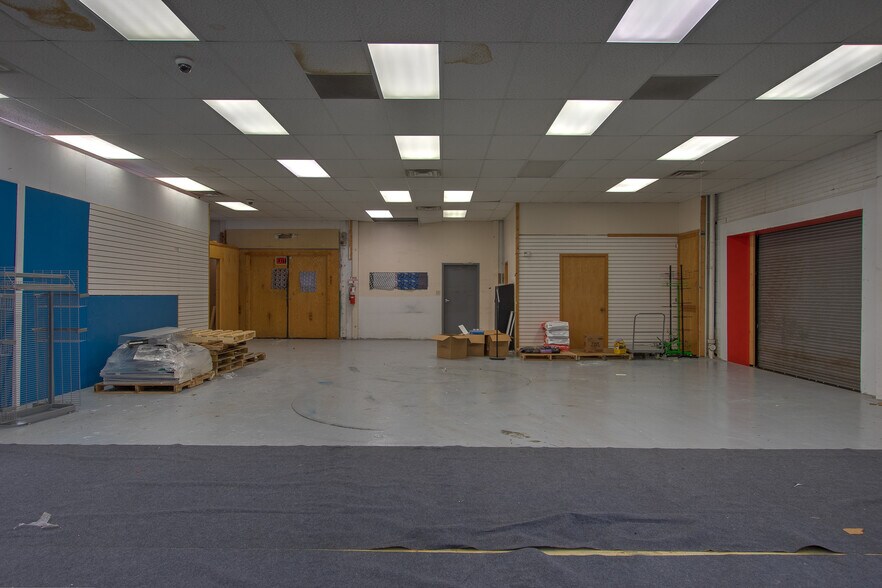 More Photos Of 206 Union St S, Mora Freestanding For Lease