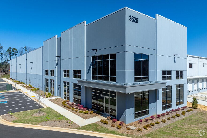 More Photos Of 3625 Buffington Center, College Park Distribution For Lease