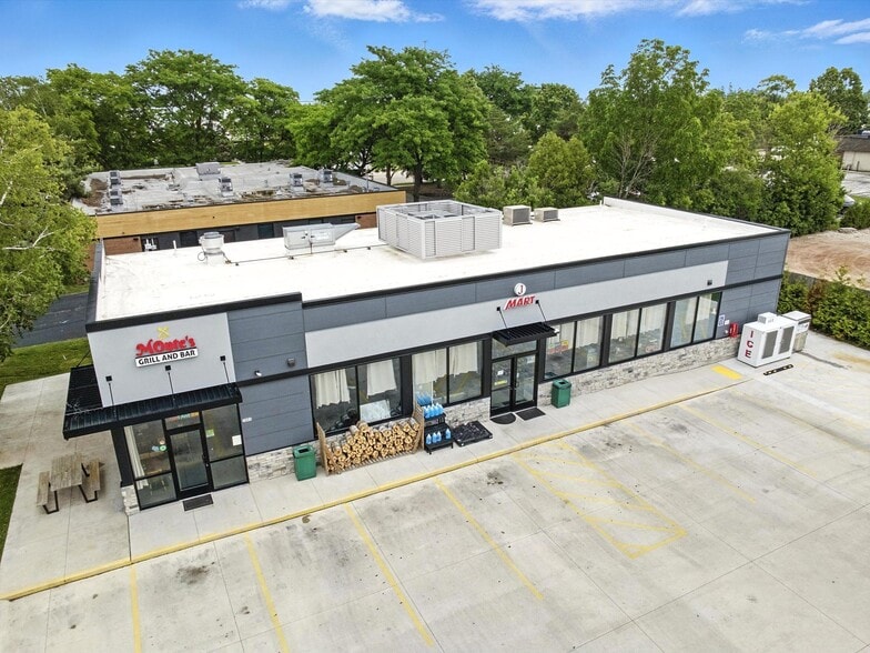 More Photos Of 1441 N 26th St, Sheboygan Service Station For Sale
