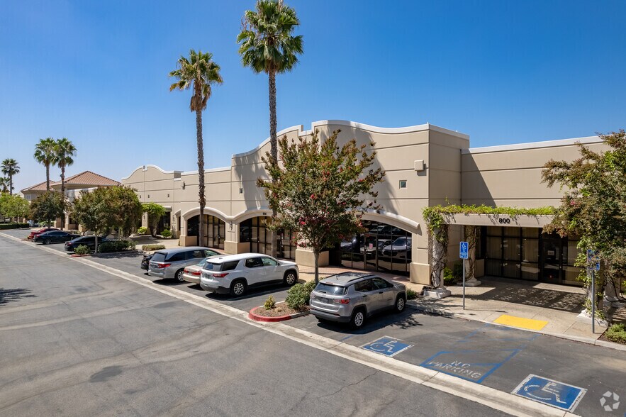 More Photos Of 4981 Irwindale Ave, Irwindale Unknown For Lease