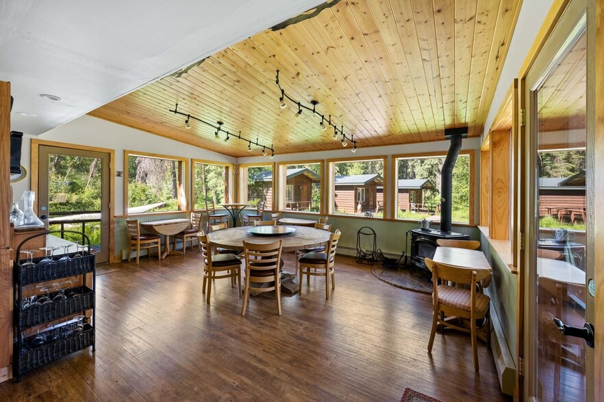 More Photos Of NHN Salcha River & Winter Trl, Salcha Specialty For Sale