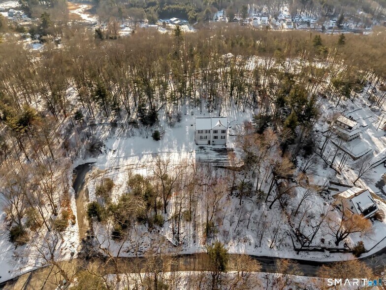 More Photos Of 115 Groveland Ave, Putnam Apartments For Sale