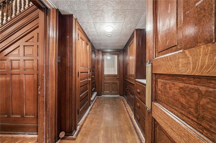 More Photos Of 112 Alexander Ave, Greensburg Office Residential For Sale