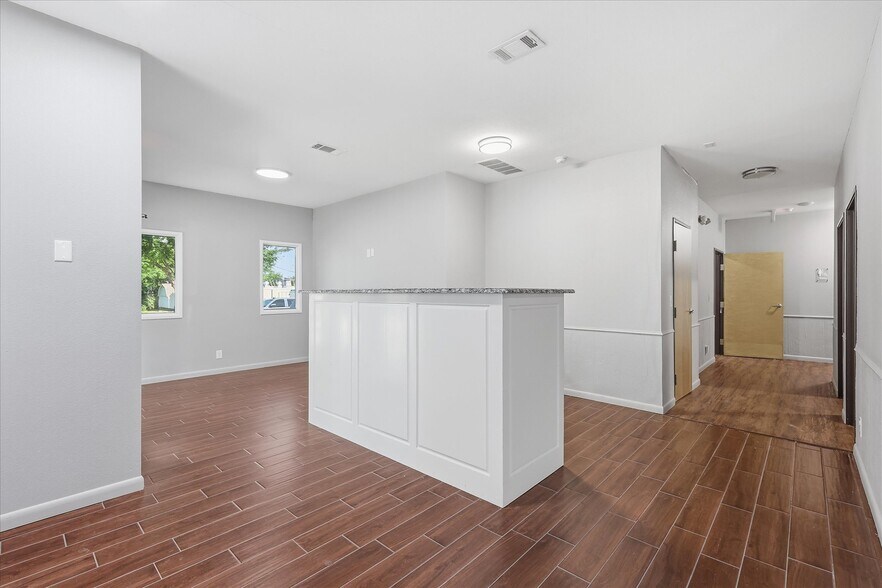 More Photos Of 1309 Washington Ave, Fort Worth Medical For Lease