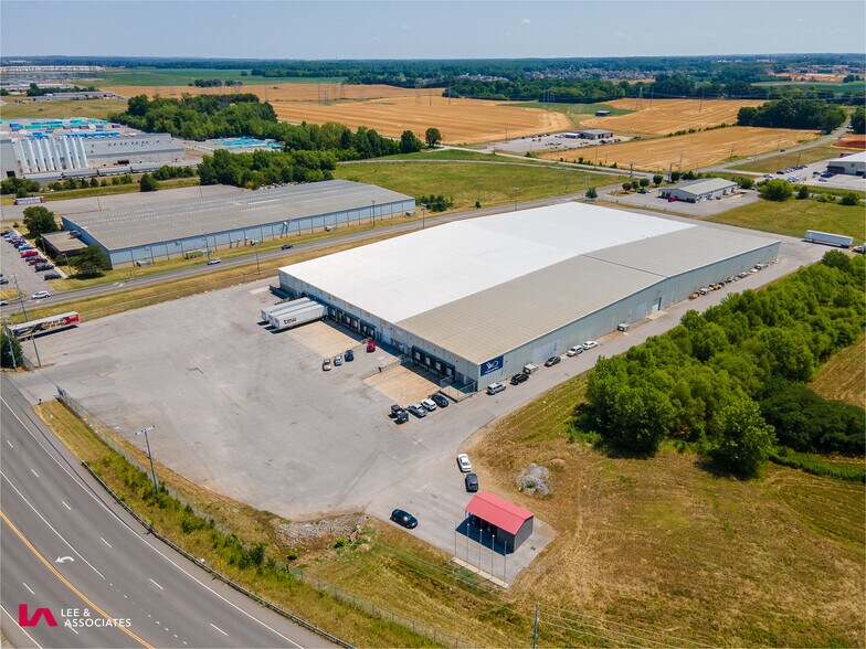 More Photos Of 1136 Dunlop Ln, Clarksville Warehouse For Lease