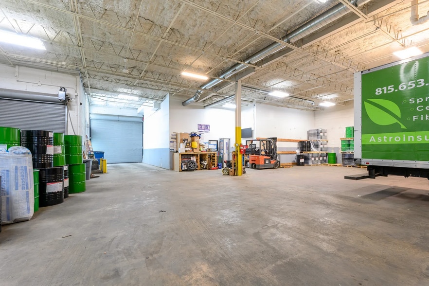 More Photos Of 242 N Western Ave, Chicago Warehouse For Sale